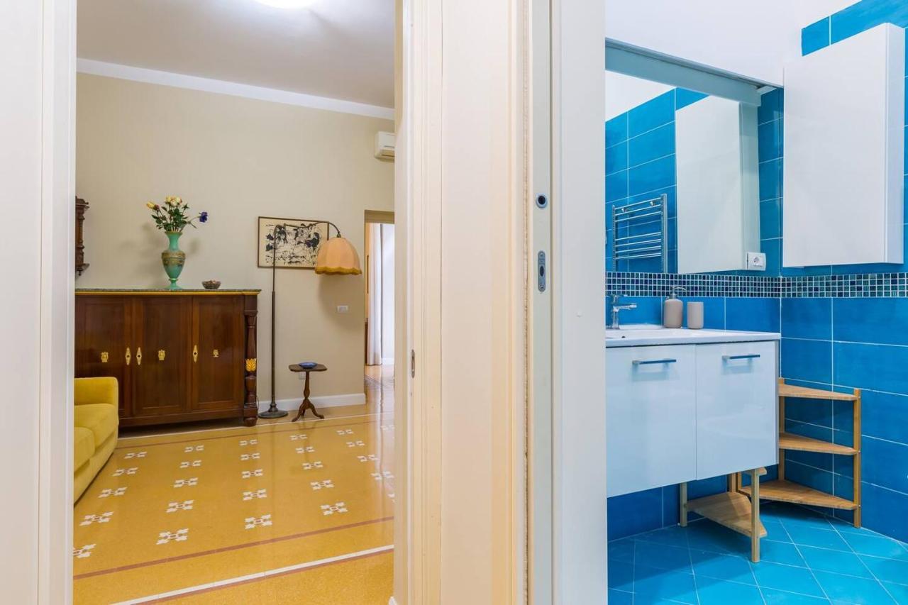 Вилла Santa Lucia Sea View Неаполь Экстерьер фото